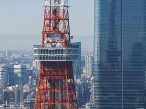 東京タワーと麻布台ヒルズ